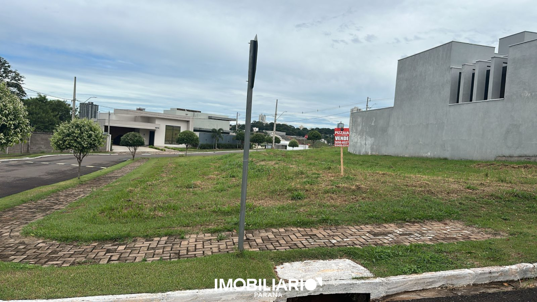 Terreno para  venda em Jardins de Versailles, Umuarama, 394,54m²