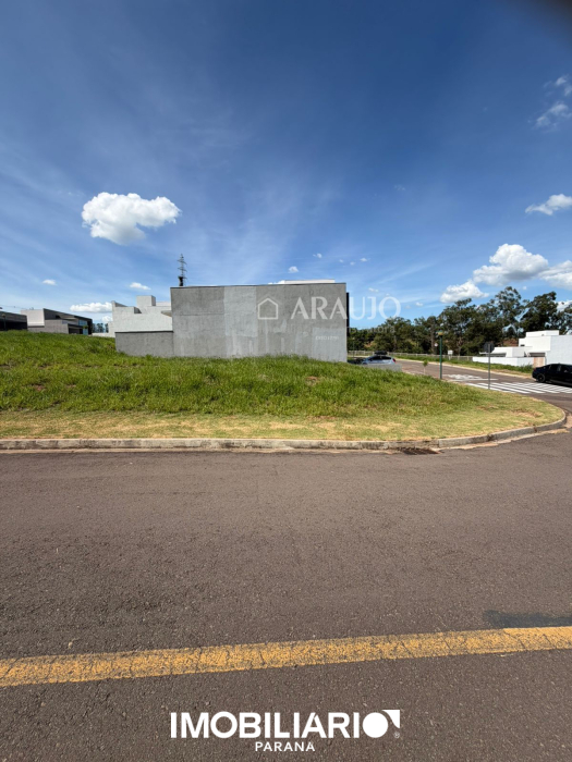 Terreno para  venda em Condomínio Paysage Unique, Umuarama, 250,00m²