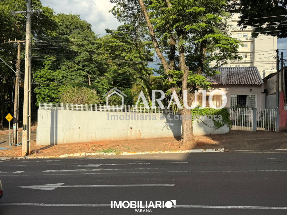 Terreno Comercial para  venda em Zona I, Umuarama, 107,20m²