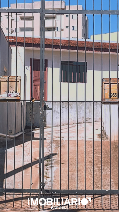 Residência para  alugar em Zona V, Umuarama, 40,00m², com 1 quartos