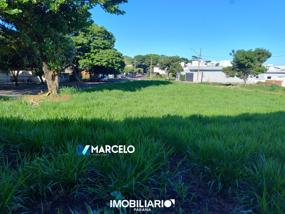 Terreno para  venda em Zona V, Umuarama, 450,00m²