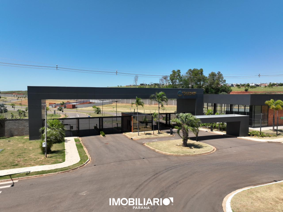Terreno para  venda em Zona III, Umuarama, 700.000.000,00m²