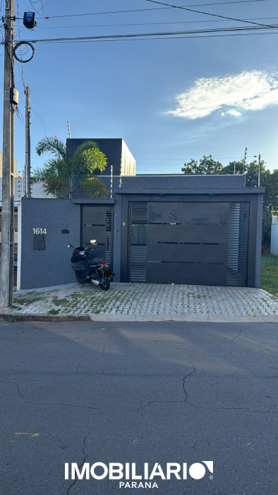 Residência para  venda em Jardim Imigrantes, Umuarama, 215,00m²