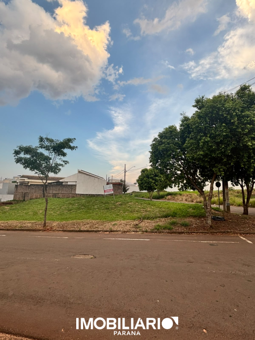Terreno para  venda em Parque Residencial Interlagos, Umuarama, 468,02m²